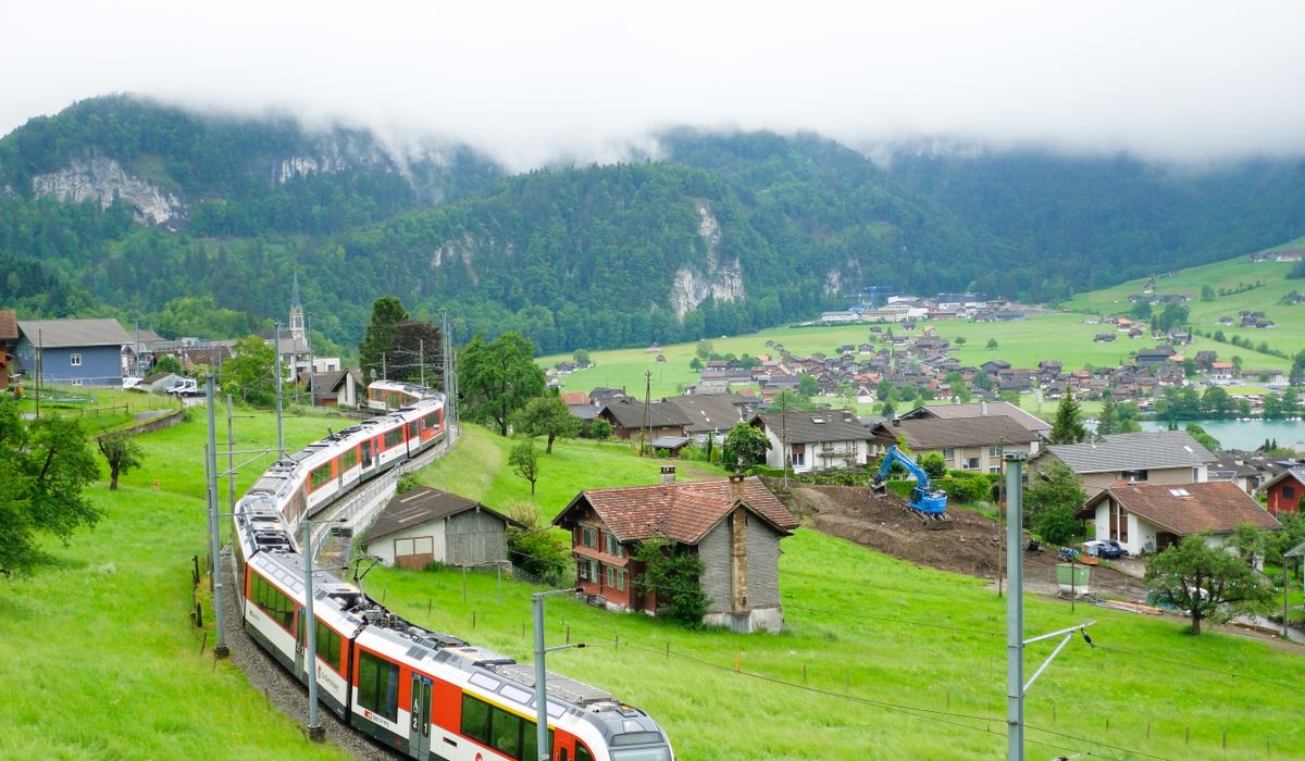 Apres Ski Traditions in the Alps